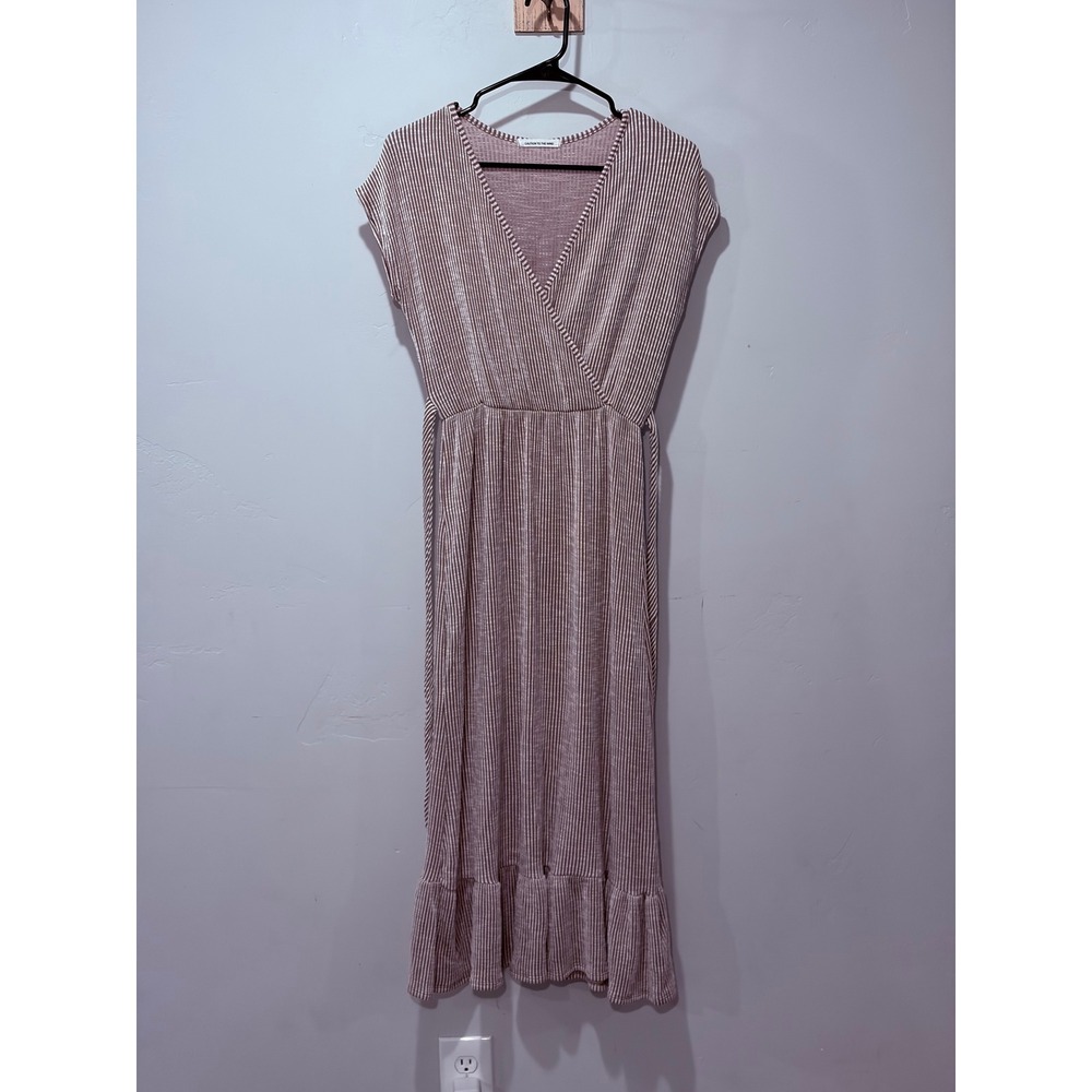 Caution to the Wind Mauve Striped Ribbed Maxi Dress Large V-Neck Ruffle Hem